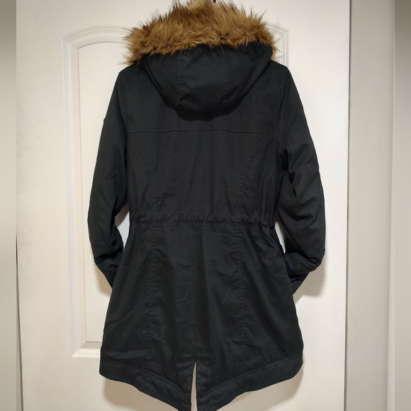 Teddy-Lined Black Parka - Picture 4 of 12